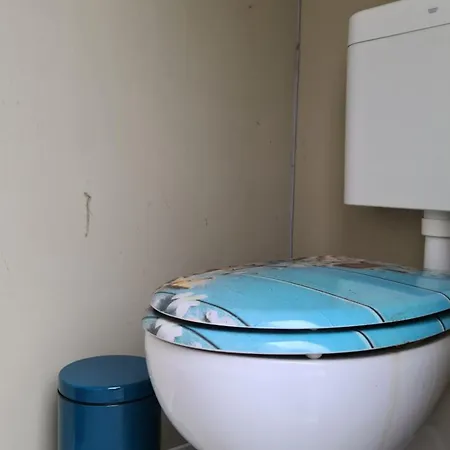 Ferienholzhaus Strandbude Mit Terrasse Heringsdorf