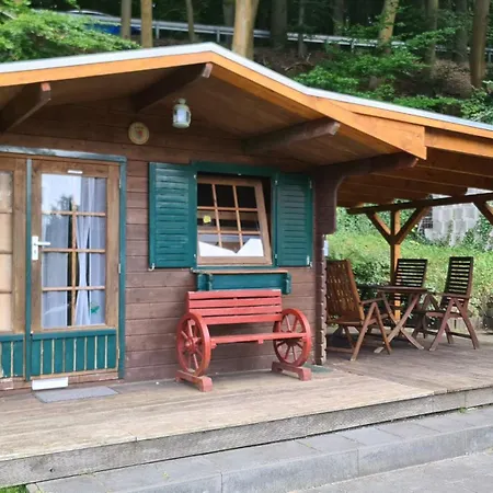 Ferienholzhaus Strandbude Mit Terrasse Chalé